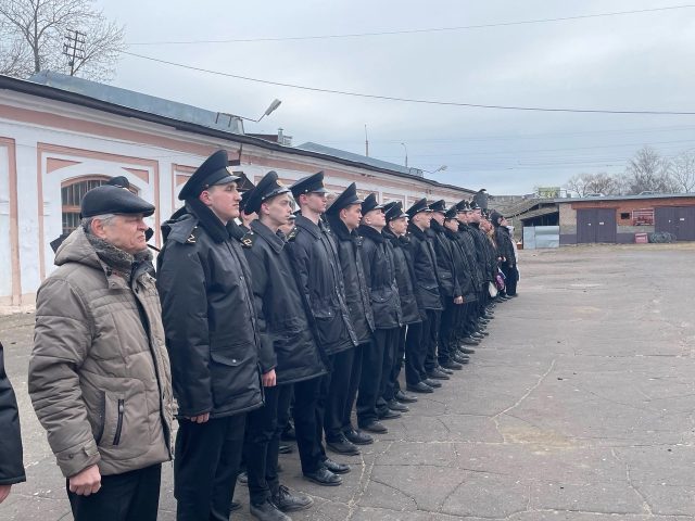 Традиционное военно-патриотическое построение