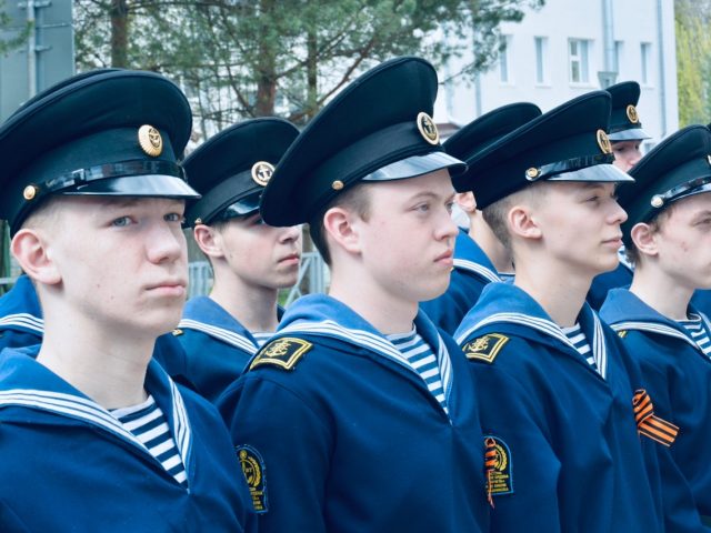 C Днём работников морского и речного флота!